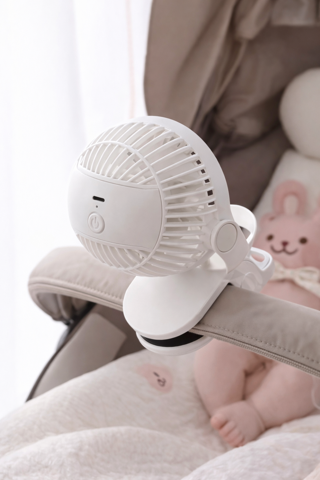 Ventilatore Passeggino Silenzioso USB – Freschezza Sicura per il Tuo Bambino 🌿
